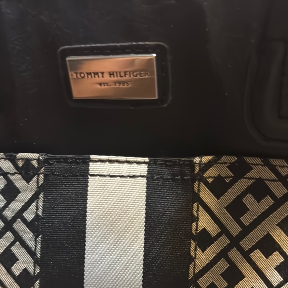 Tommy Hilfiger Black and Cream Geometric Tote